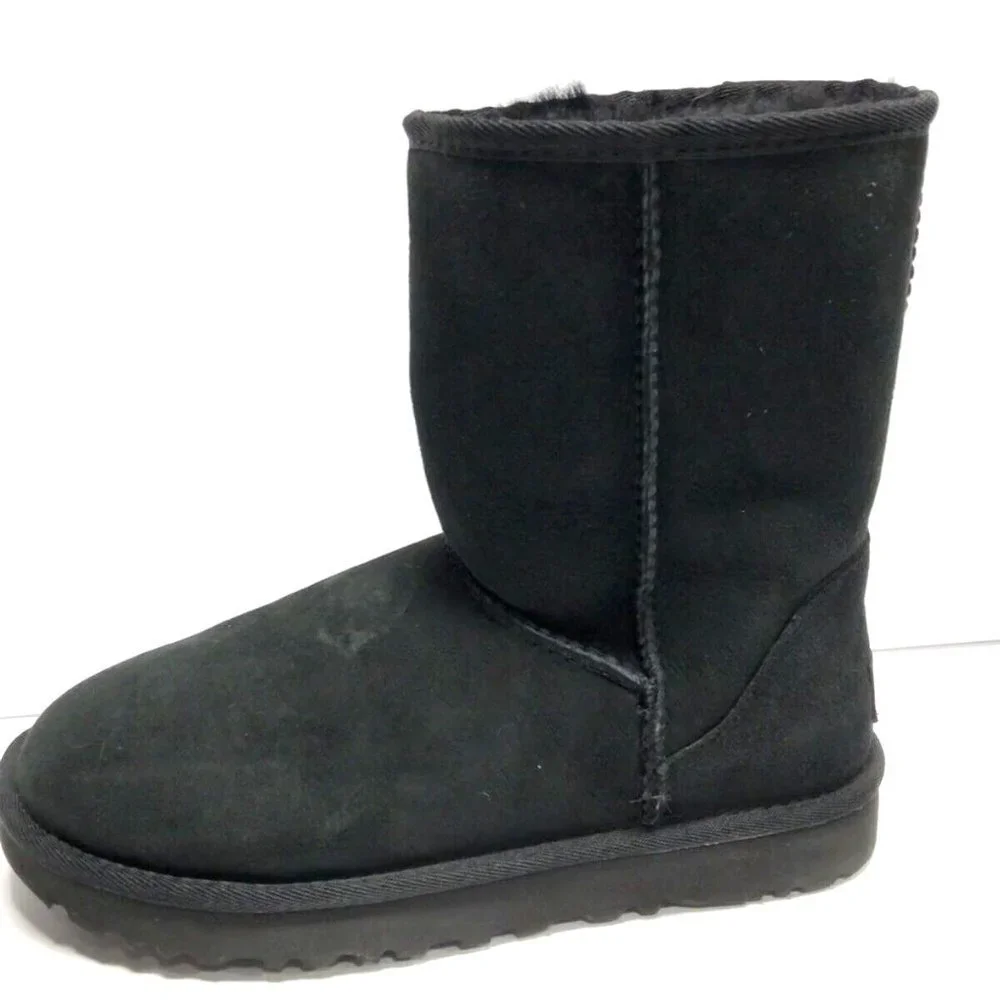 UGG Women's Classic Short II Boots Black Suede, Size 7 M
